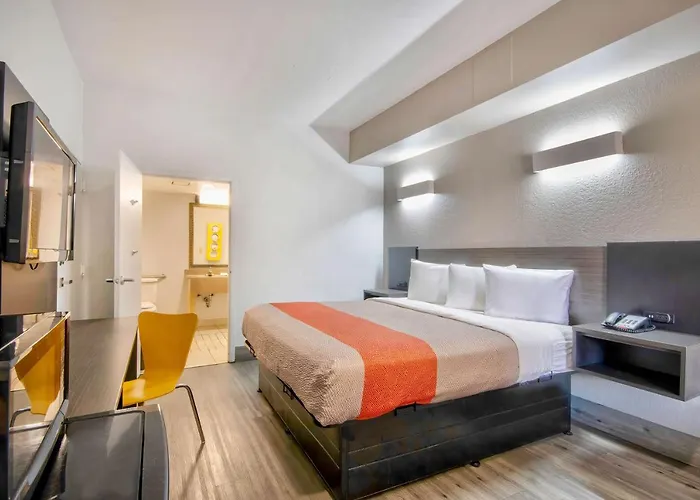 6-lafayette, La 3* Lafayette