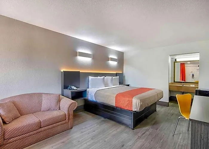 Hotel 6-lafayette, La 3*
