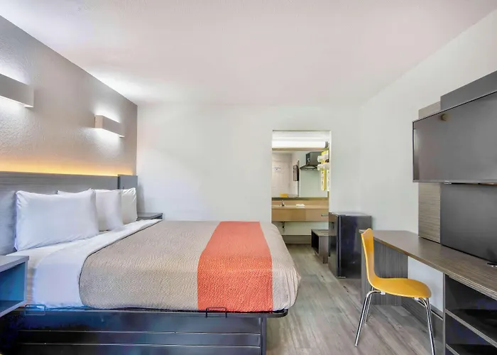 6-lafayette, La 3* Lafayette