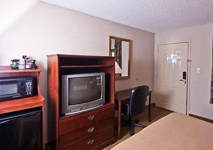 6-lafayette, La Hotel