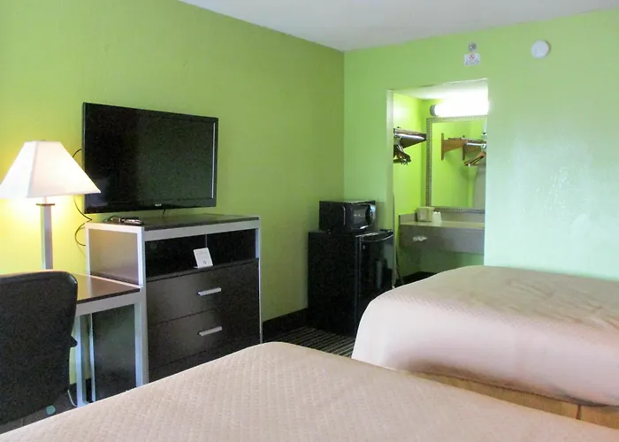 6-lafayette, La 3*