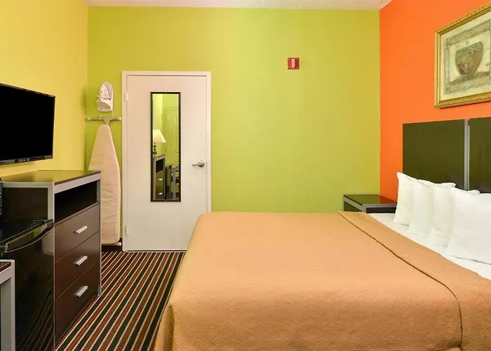 Hotel 6-lafayette, La 3*